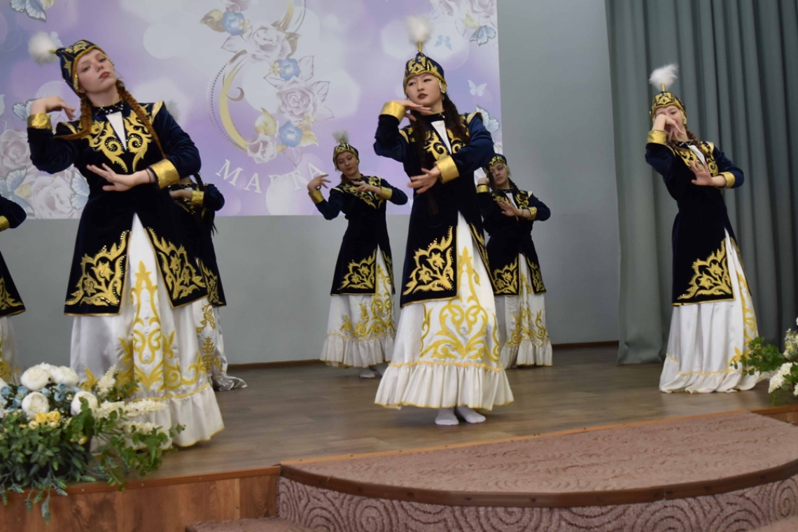 Көктемнің ең әсерлі мерекелерінің бірі - 8 наурыз Халықаралық әйелдер күні