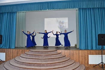 Церемония вручения дипломов выпускникам вечернего отделения